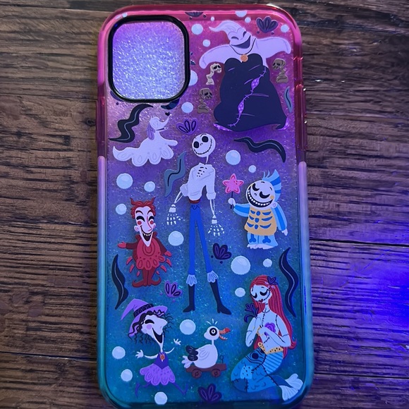 iPhone 11 Disney cases - Picture 3 of 4
